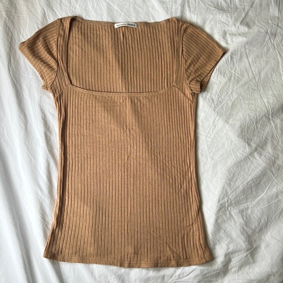 Reformation Tops - Reformation sweater in camel